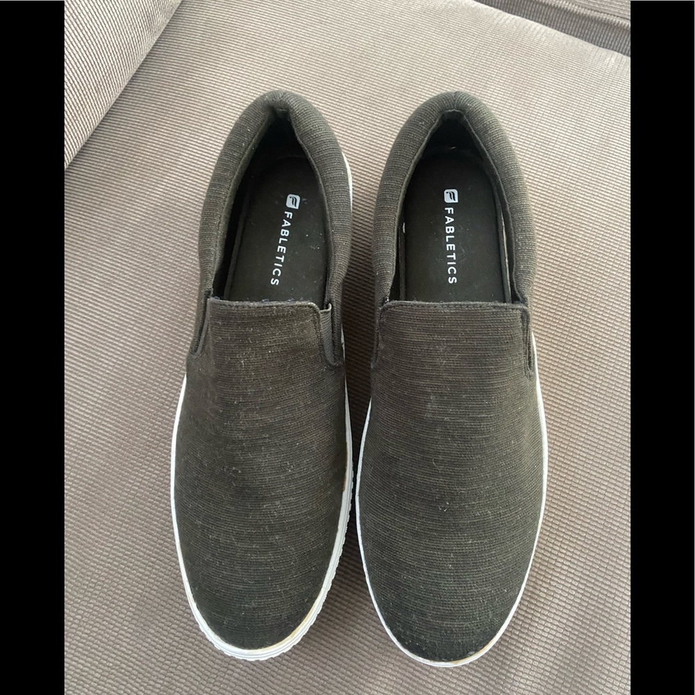Olive greens boat sneakers